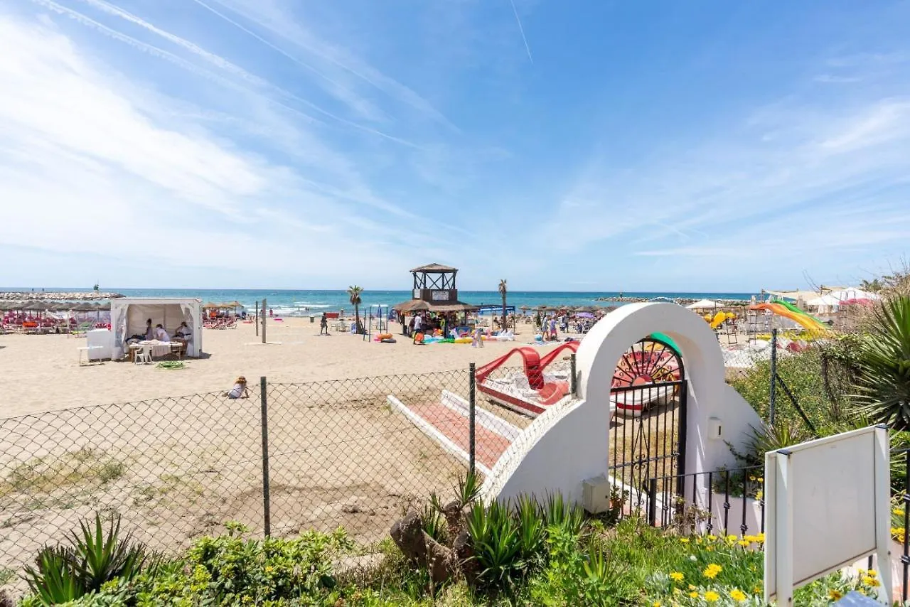 Fascinante Hogar En Cabo Pino En Marbella Apartment