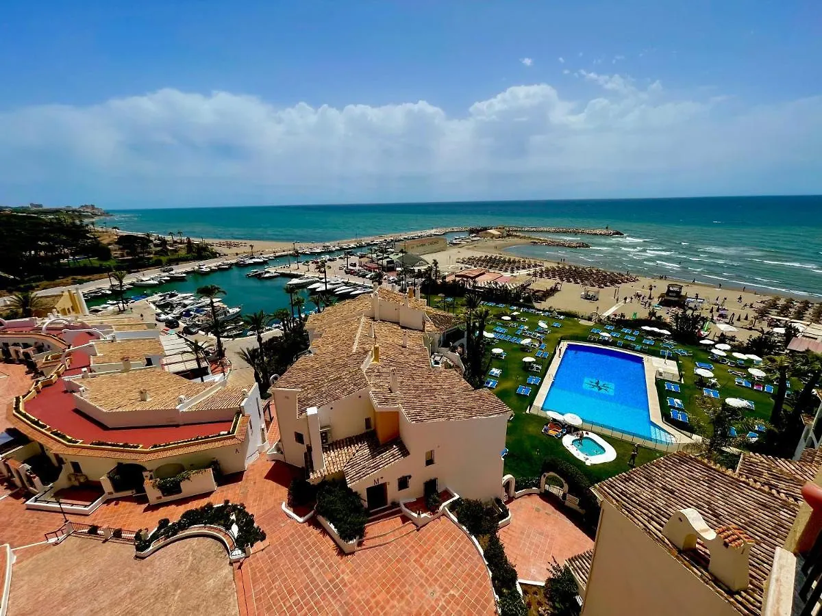 Fascinante Hogar En Cabo Pino En Marbella Apartment
