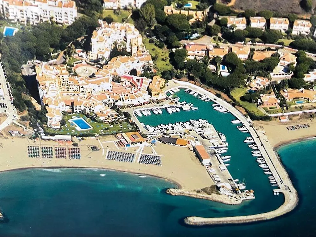 Fascinante Hogar En Cabo Pino En Marbella Apartment 0*,  Spain
