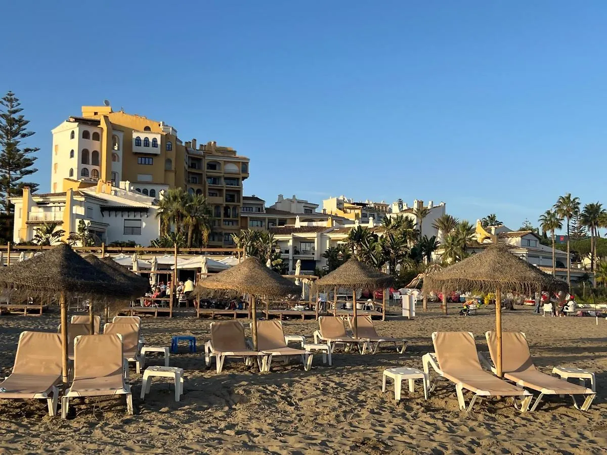 Fascinante Hogar En Cabo Pino En Marbella Apartment 0*,  Spain