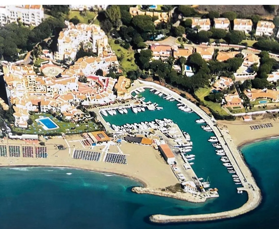Fascinante Hogar En Cabo Pino En Marbella Apartment Spain