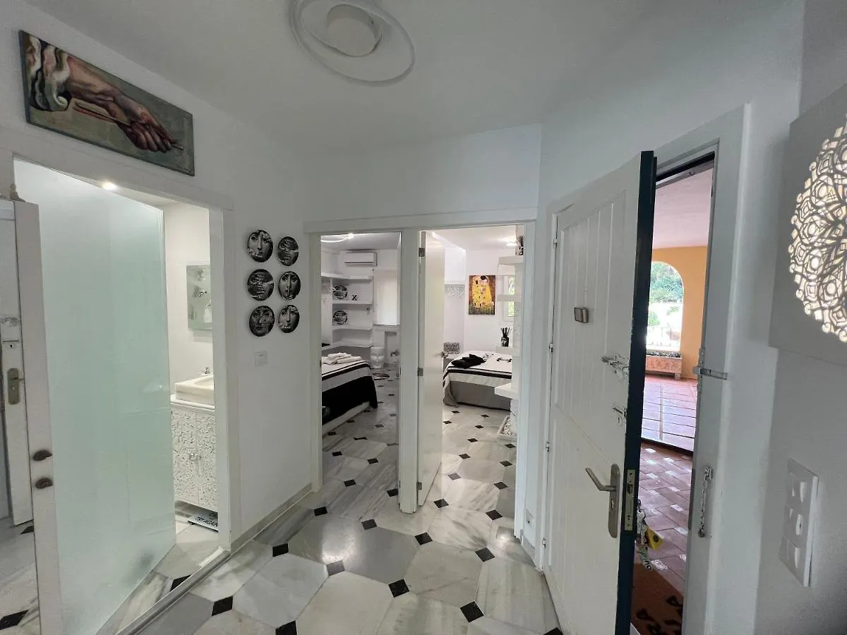 Fascinante Hogar En Cabo Pino En Marbella Apartment Spain