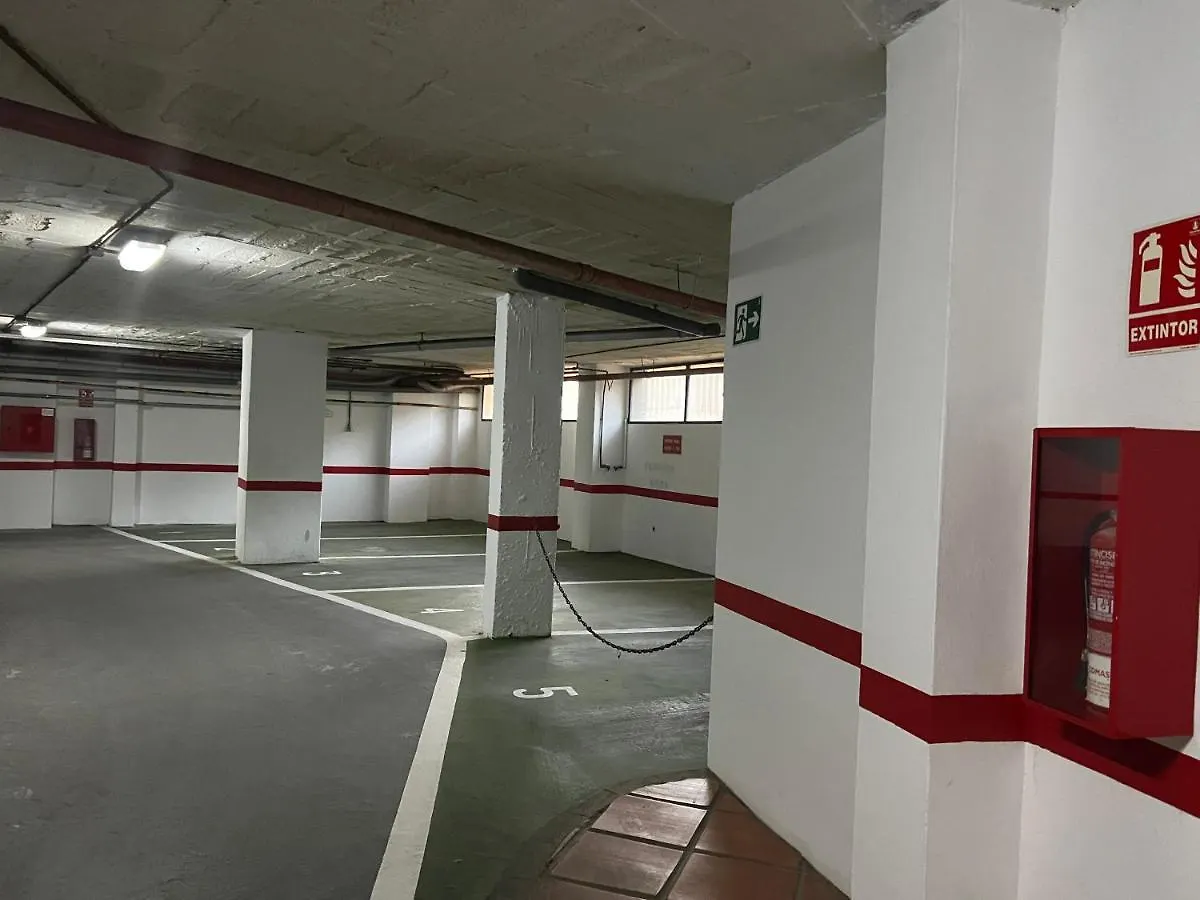 Fascinante Hogar En Cabo Pino En Marbella Apartment