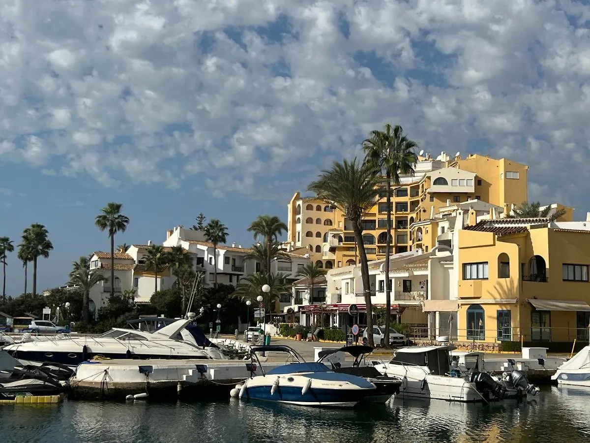 Fascinante Hogar En Cabo Pino En Marbella Apartment Spain