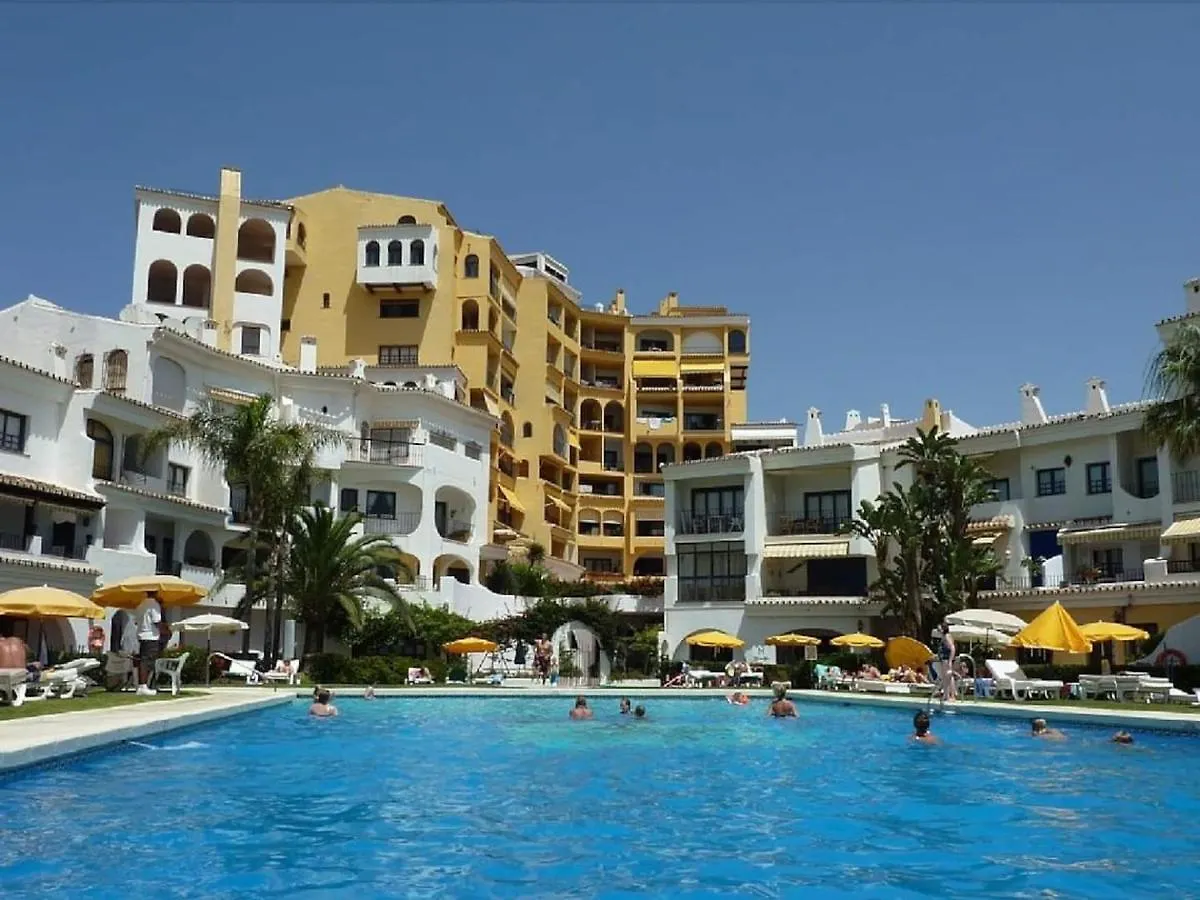 Fascinante Hogar En Cabo Pino En Marbella Apartment