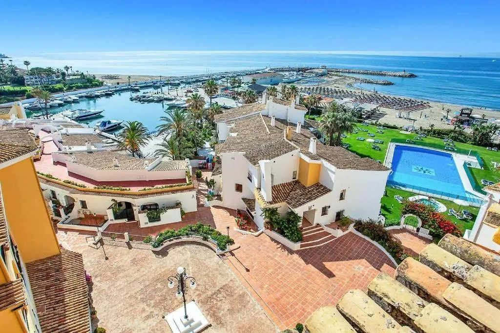 Fascinante Hogar En Cabo Pino En Marbella Apartment