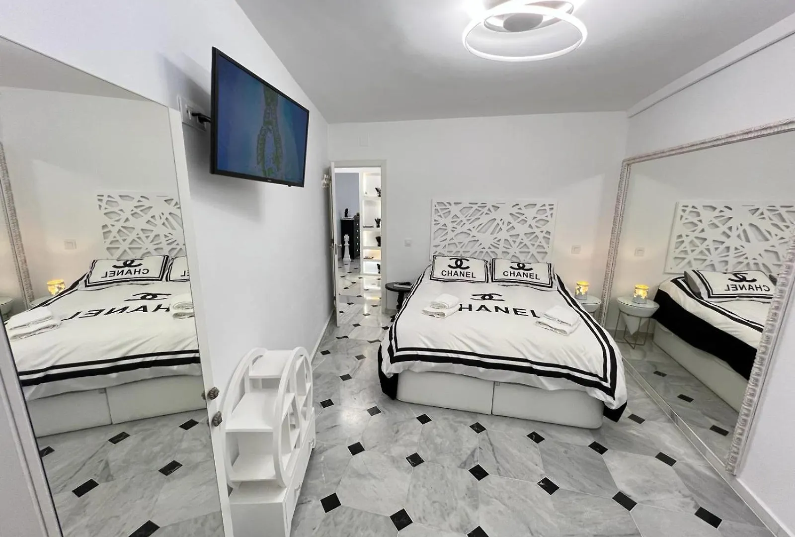 Fascinante Hogar En Cabo Pino En Marbella Apartment