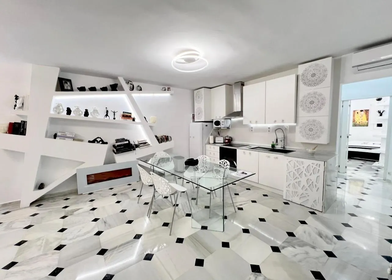Fascinante Hogar En Cabo Pino En Marbella Apartment Spain